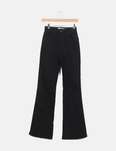 Bershka Jeans denim flare negro