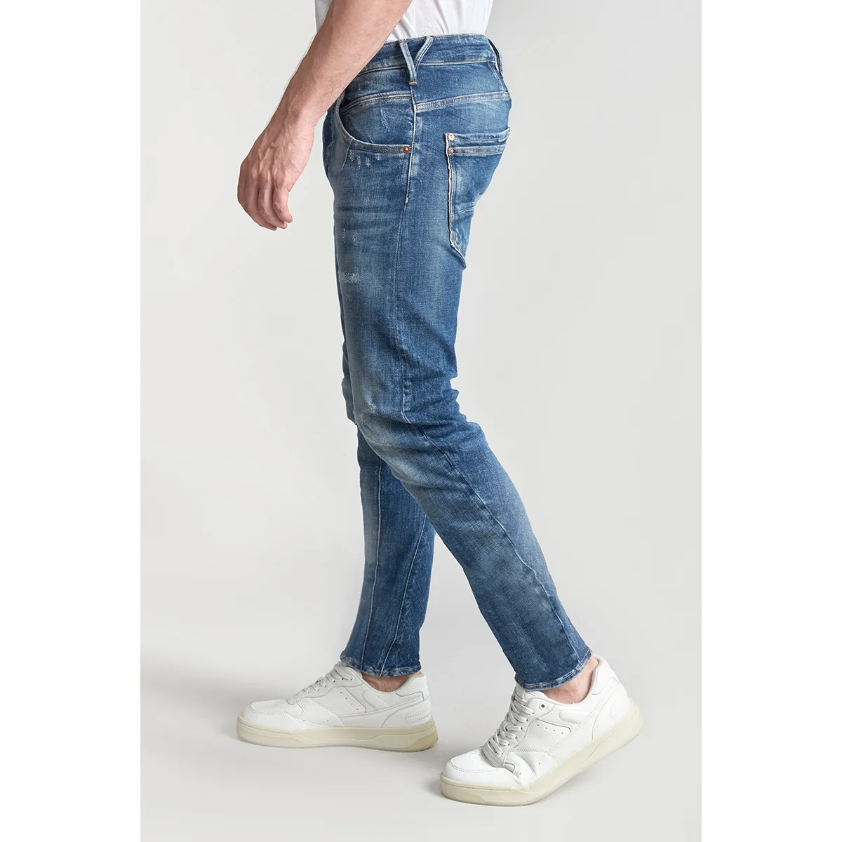 Jeans tapered , largo 34