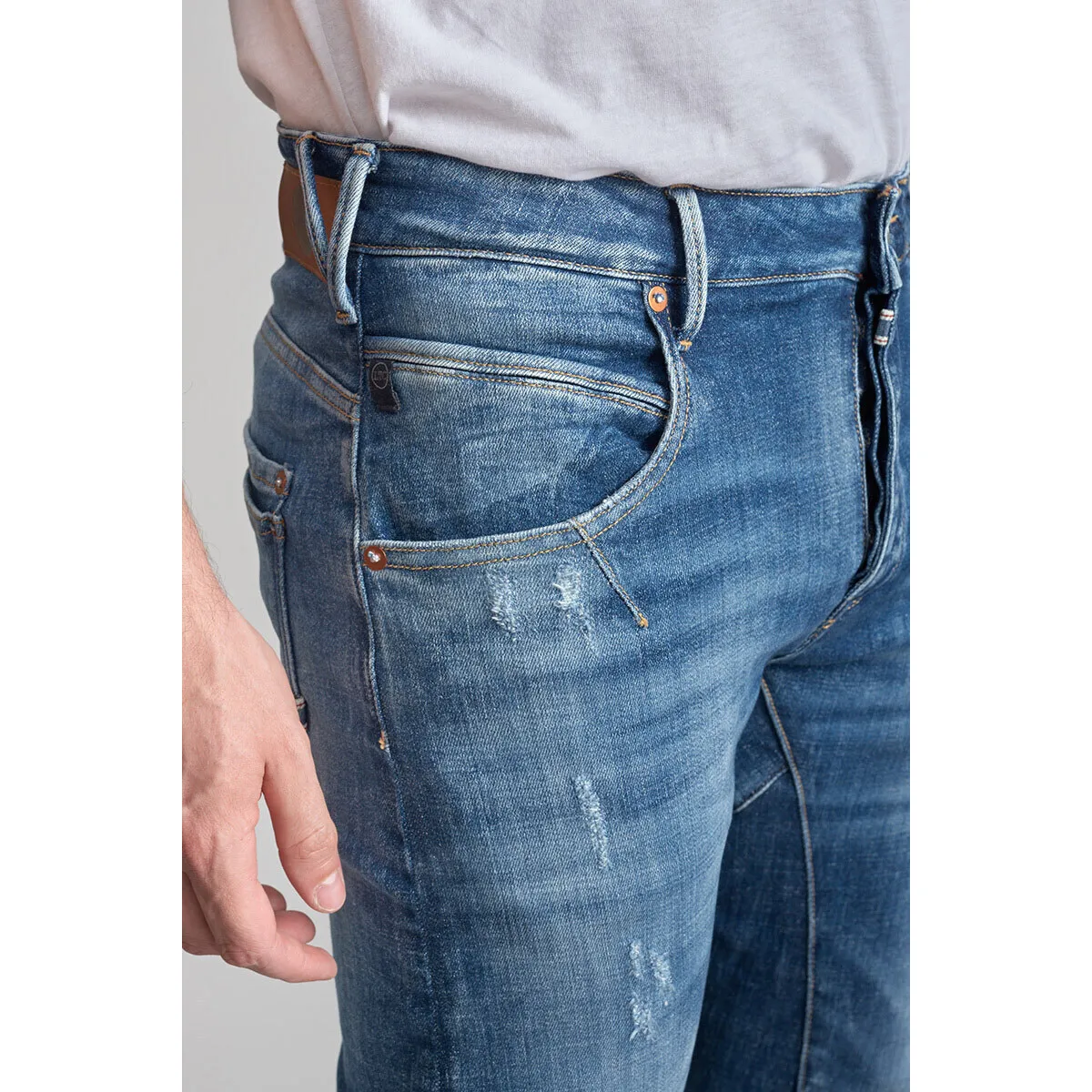 Jeans tapered , largo 34