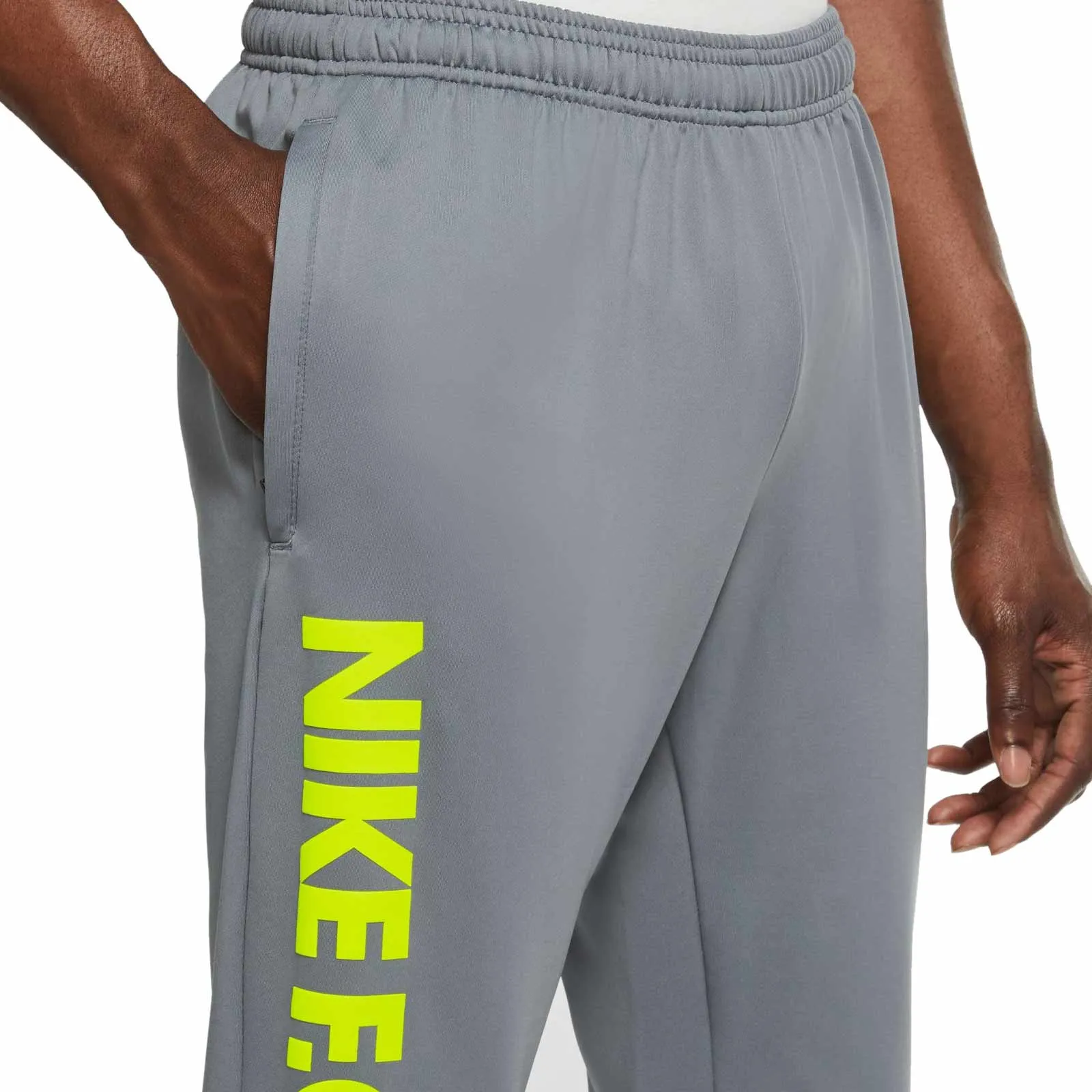 Pantalón Nike FC Essential