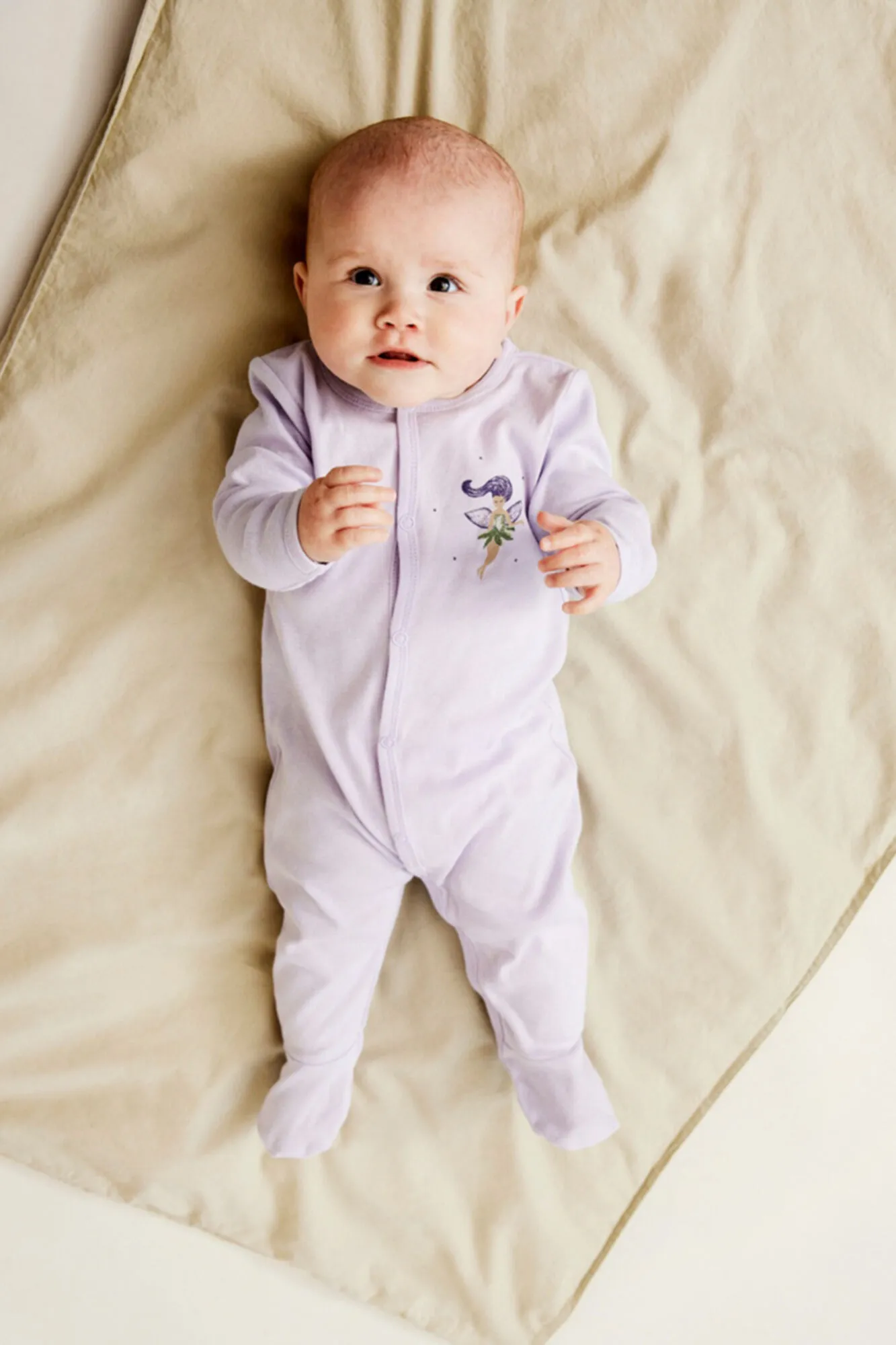 Pijama de bebe niña